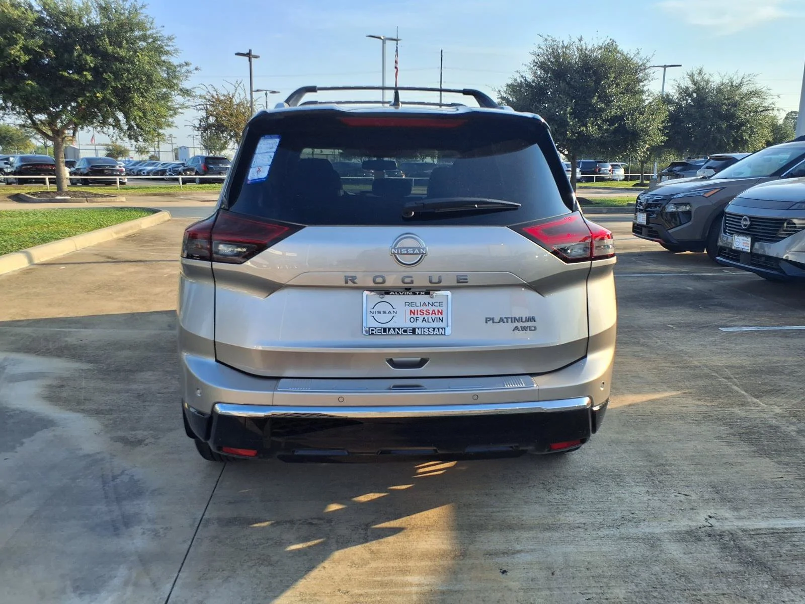 2026 Nissan Rogue Platinum - Photo 6