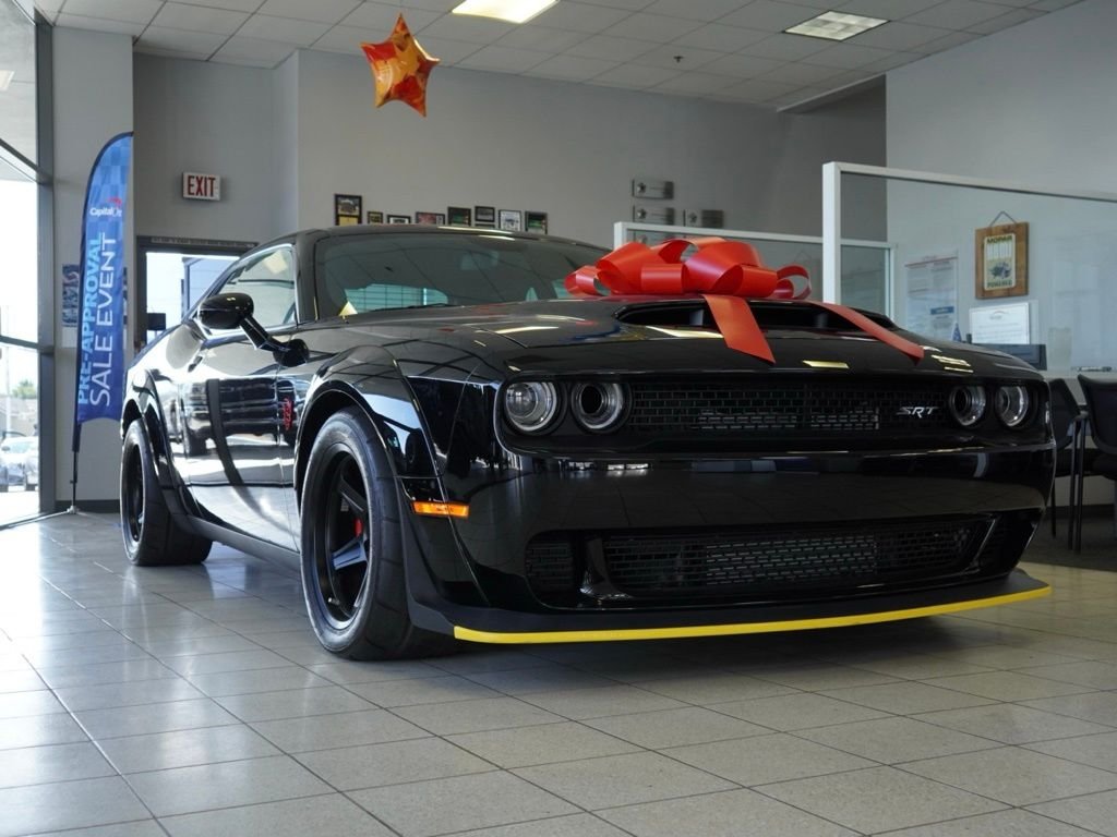 New 2018 Pitch Black Clearcoat Dodge SRT Demon image 1