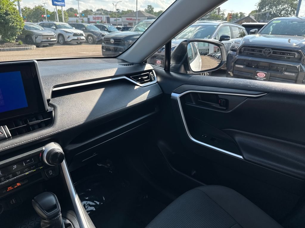 Used 2024 White Toyota LE image 28