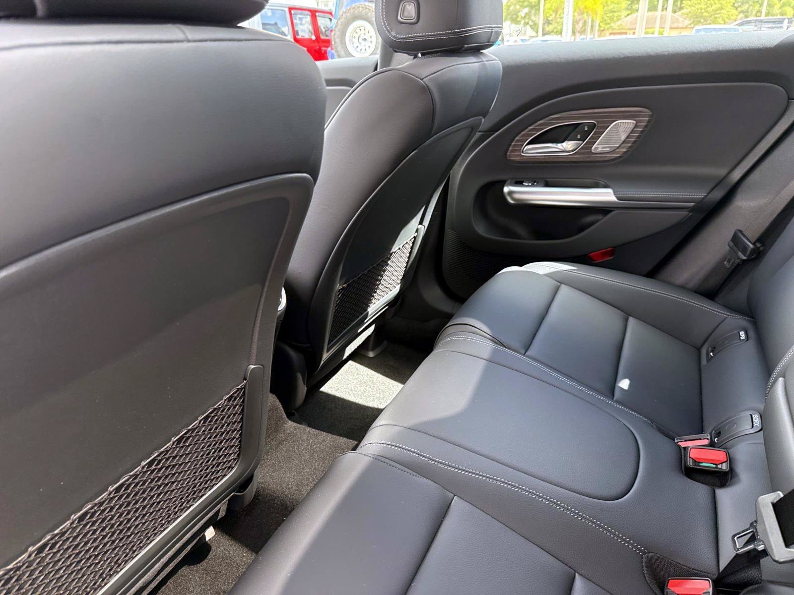 New 2027  Mercedes-Benz 220 Hybrid FWD image 14