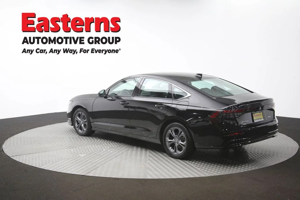 Used 2024 Black Honda EX-L image 65