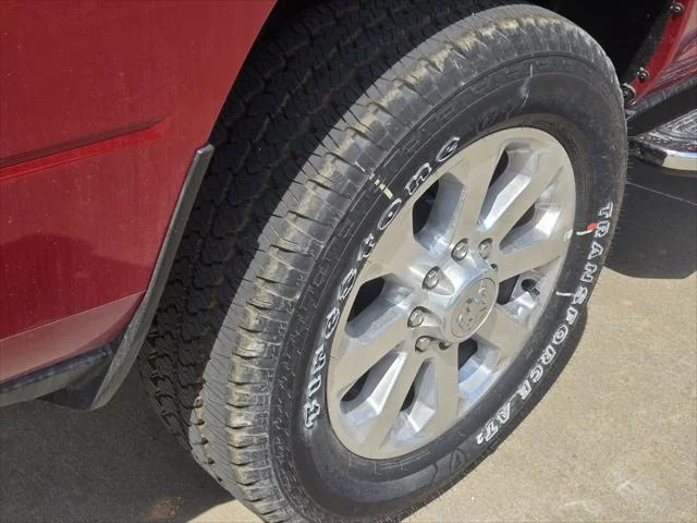 New 2026 Molten Red Pearl-Coat Exterior Paint RAM Laramie image 7