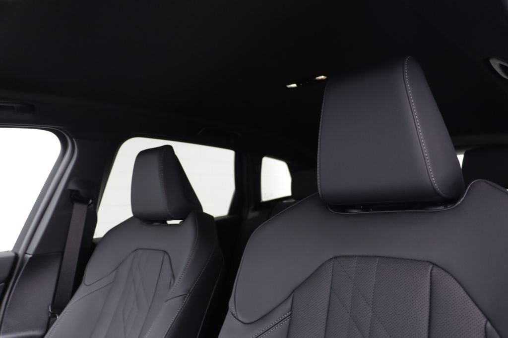 New 2026 Black Sapphire Metallic BMW 30 xDrive image 13