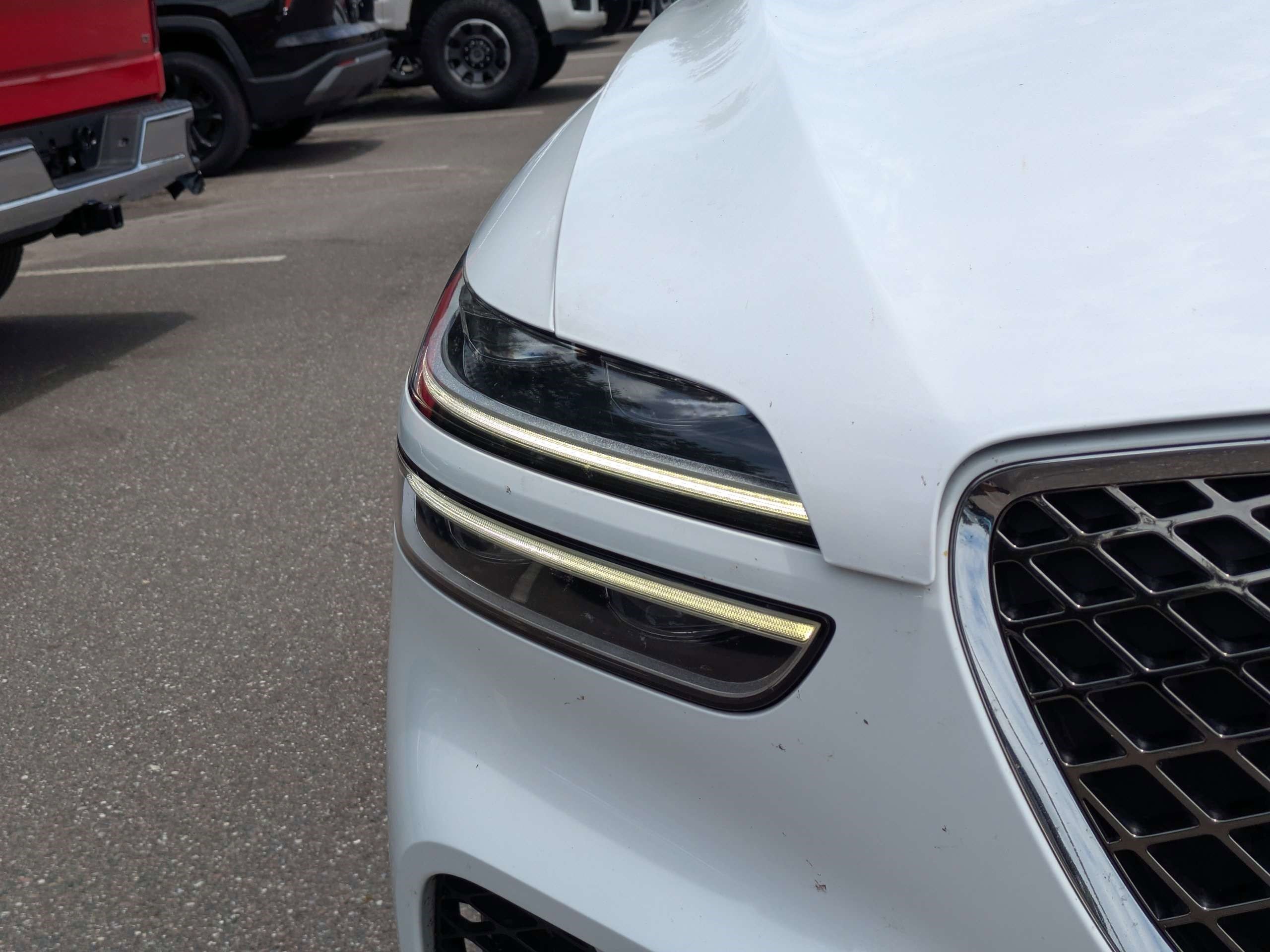 Used 2023 Alta White Genesis 2.5T image 9