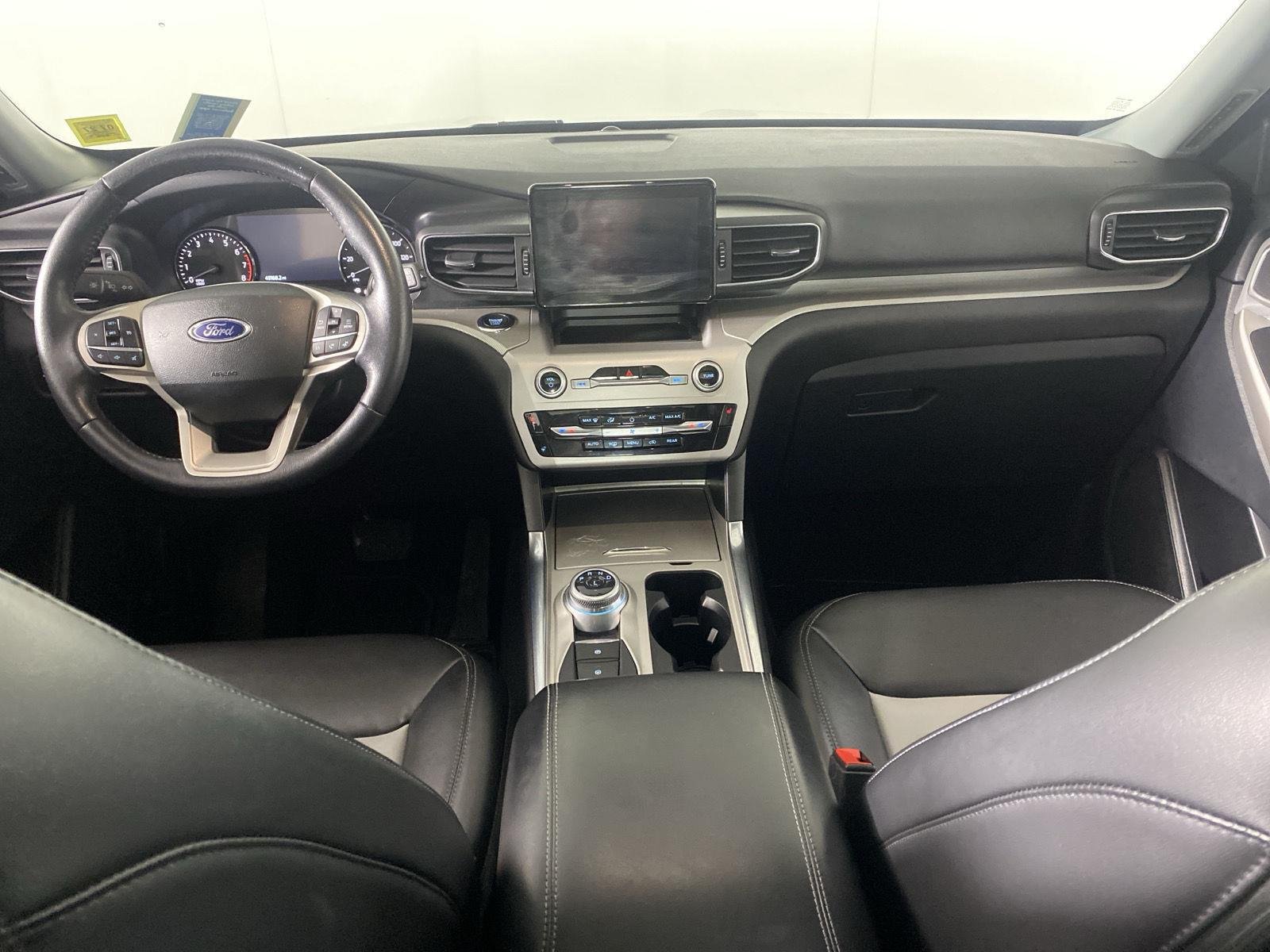 Used 2023 Agate Black Ford XLT image 25
