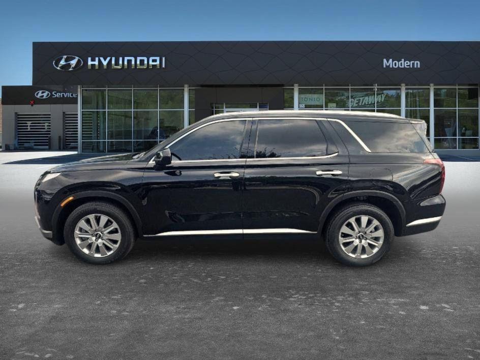Used 2024 Abyss Black Pearl Hyundai SEL 7P image 7