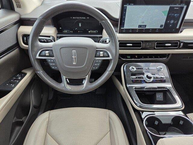 Used 2023 Jewel Sandstone Metallic Premium Colorant Lincoln Reserve image 25