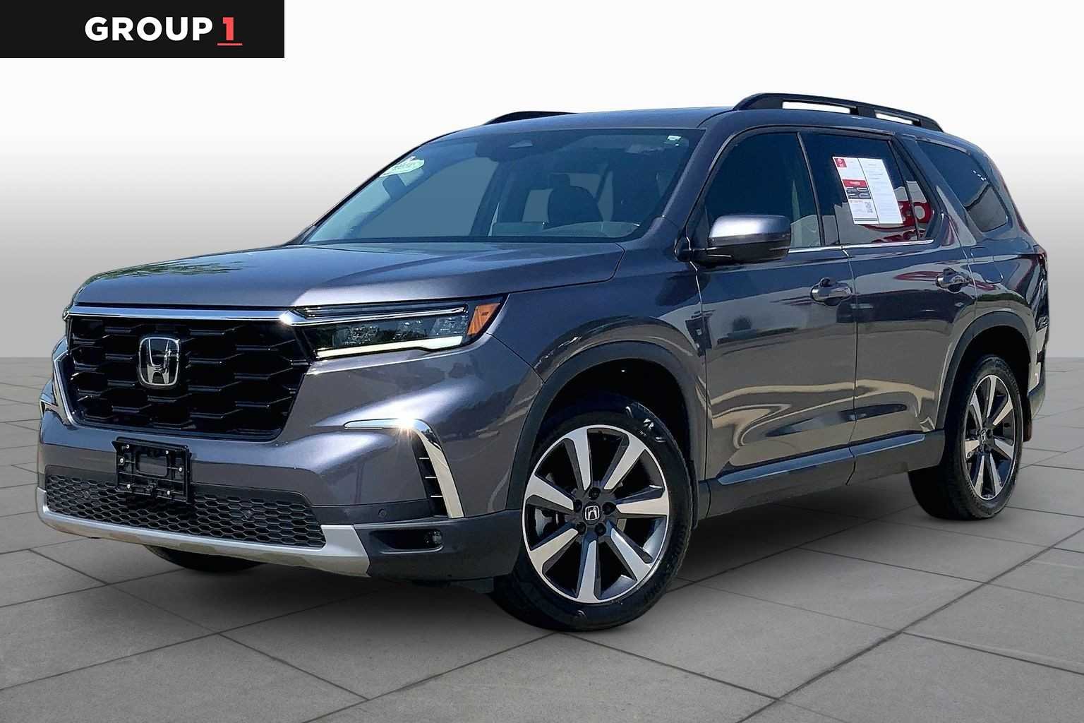 2024 Honda Pilot Touring AWD's photo