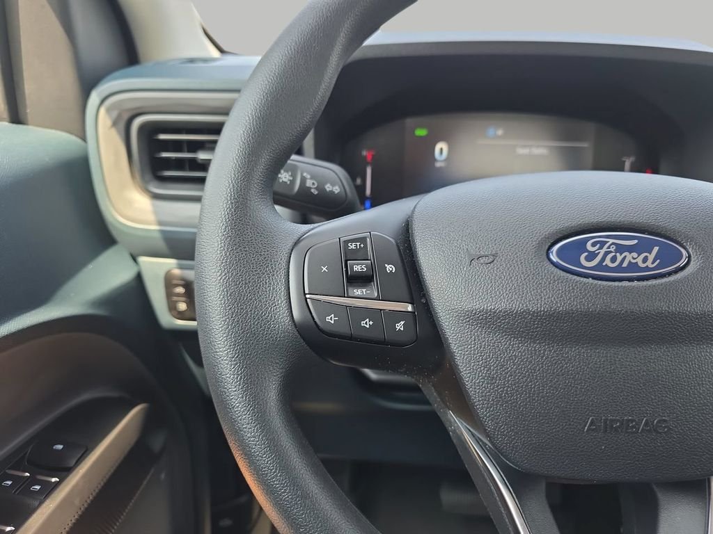 Used 2025 Beige Ford XL image 21