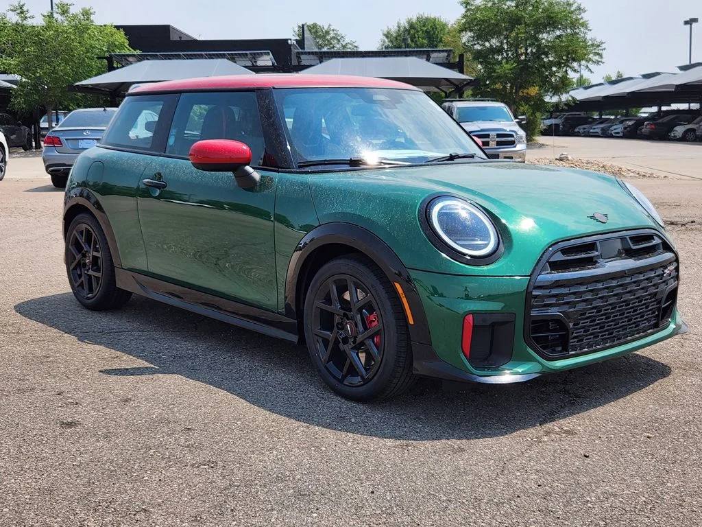 New 2026 British Racing Green Iv Met MINI Iconic image 5