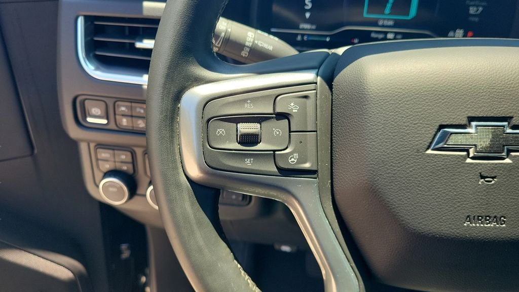 Used 2024 Black Chevrolet Z71 image 26