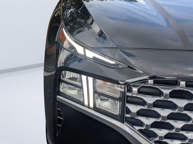 Used 2023 Black Hyundai SEL Premium image 9