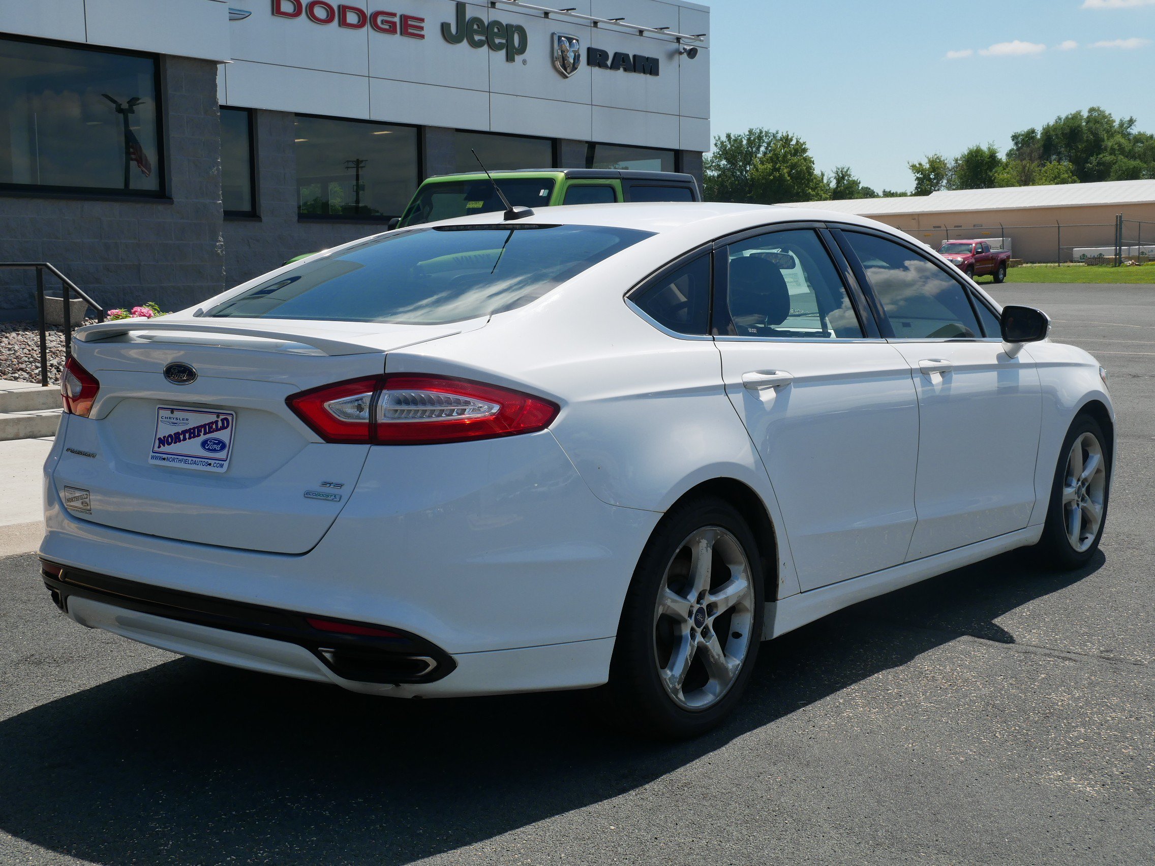 Used 2014 White Ford SE image 8