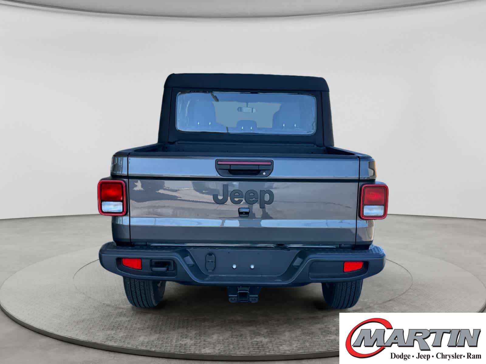 New 2026 Granite Crystal Metallic Clear-Coat Exterior Paint Jeep Sport image 6