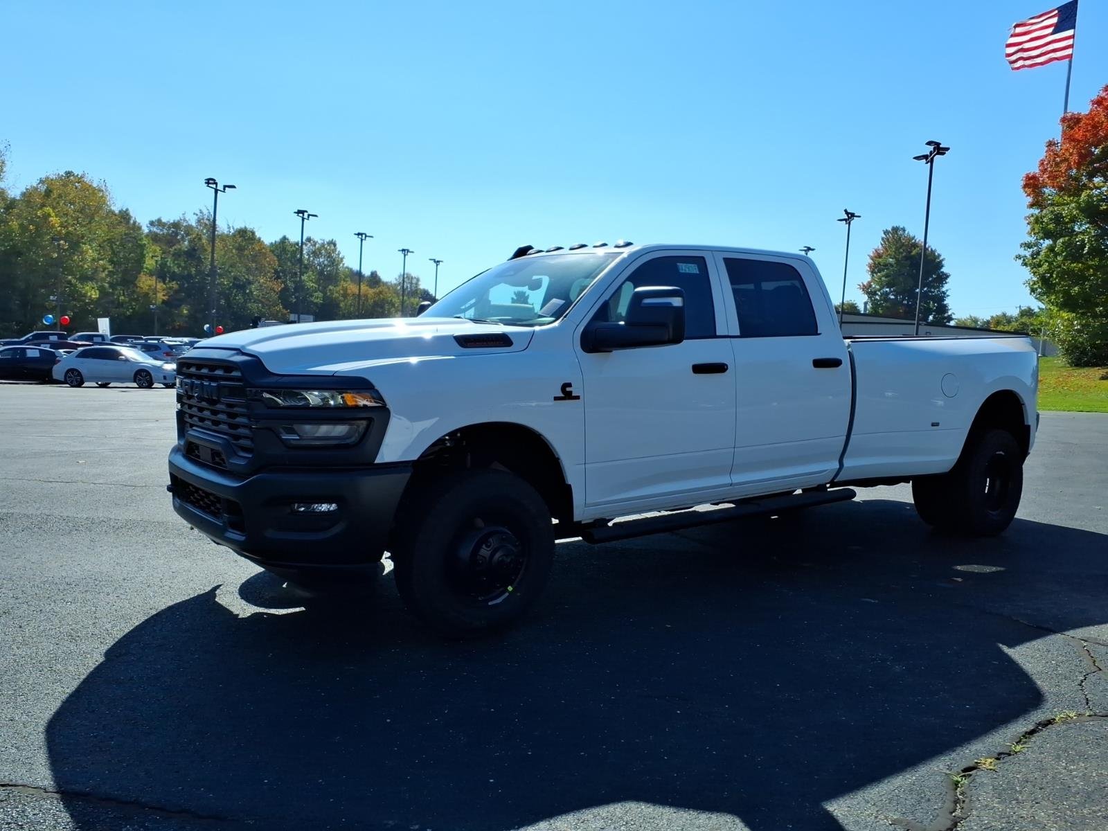 New 2027 Bright White Clear-Coat Exterior Paint RAM Tradesman image 3