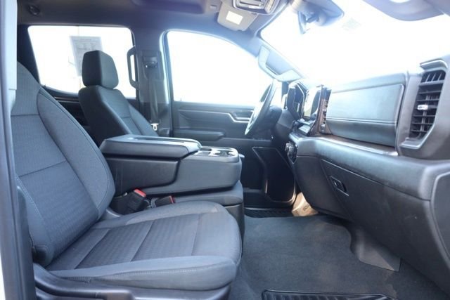 Used 2023 White Chevrolet LT image 38