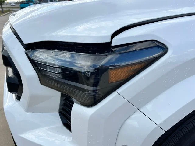 2026 Toyota Tacoma SR - Photo 13