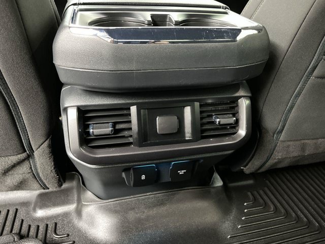 Used 2023 Avalanche Ford XLT image 15