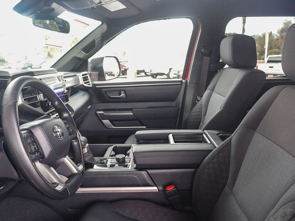 2026 Toyota Tundra SR5 - Photo 16