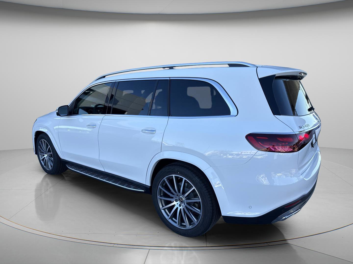 Used 2026 Polar White Mercedes-Benz GLS 450 image 3