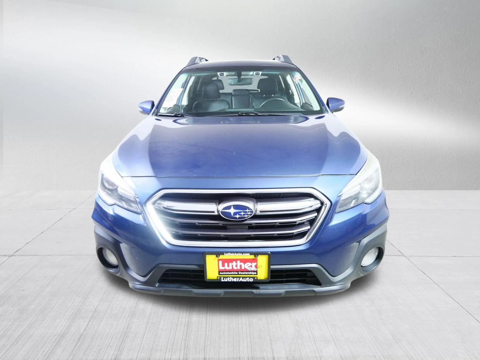 Used 2019 Abyss Blue Pearl Subaru Limited image 2