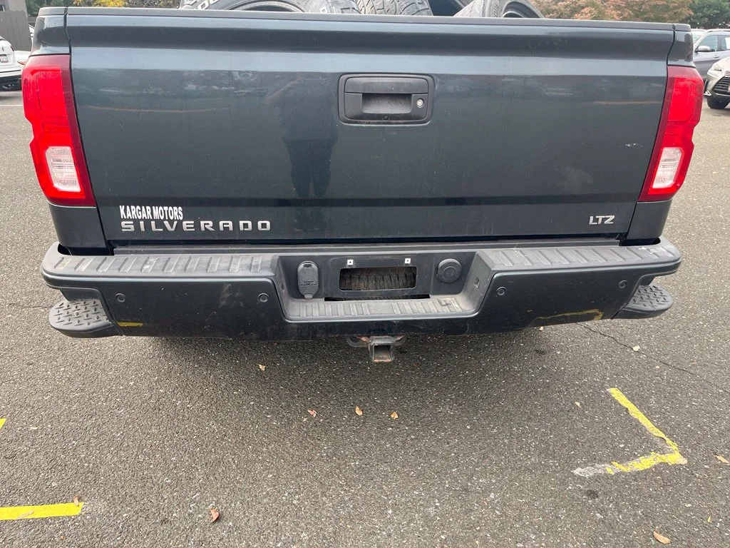 Used 2017 Gray Chevrolet LTZ image 5