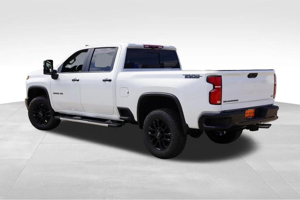 New 2026 White Chevrolet LT image 5