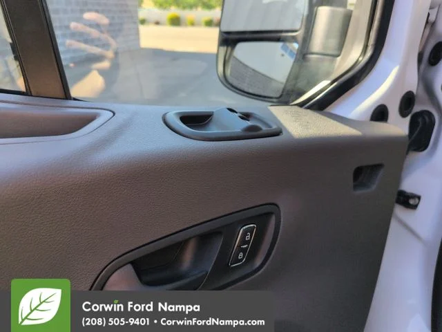 New 2026 Oxford White Ford XLT image 11