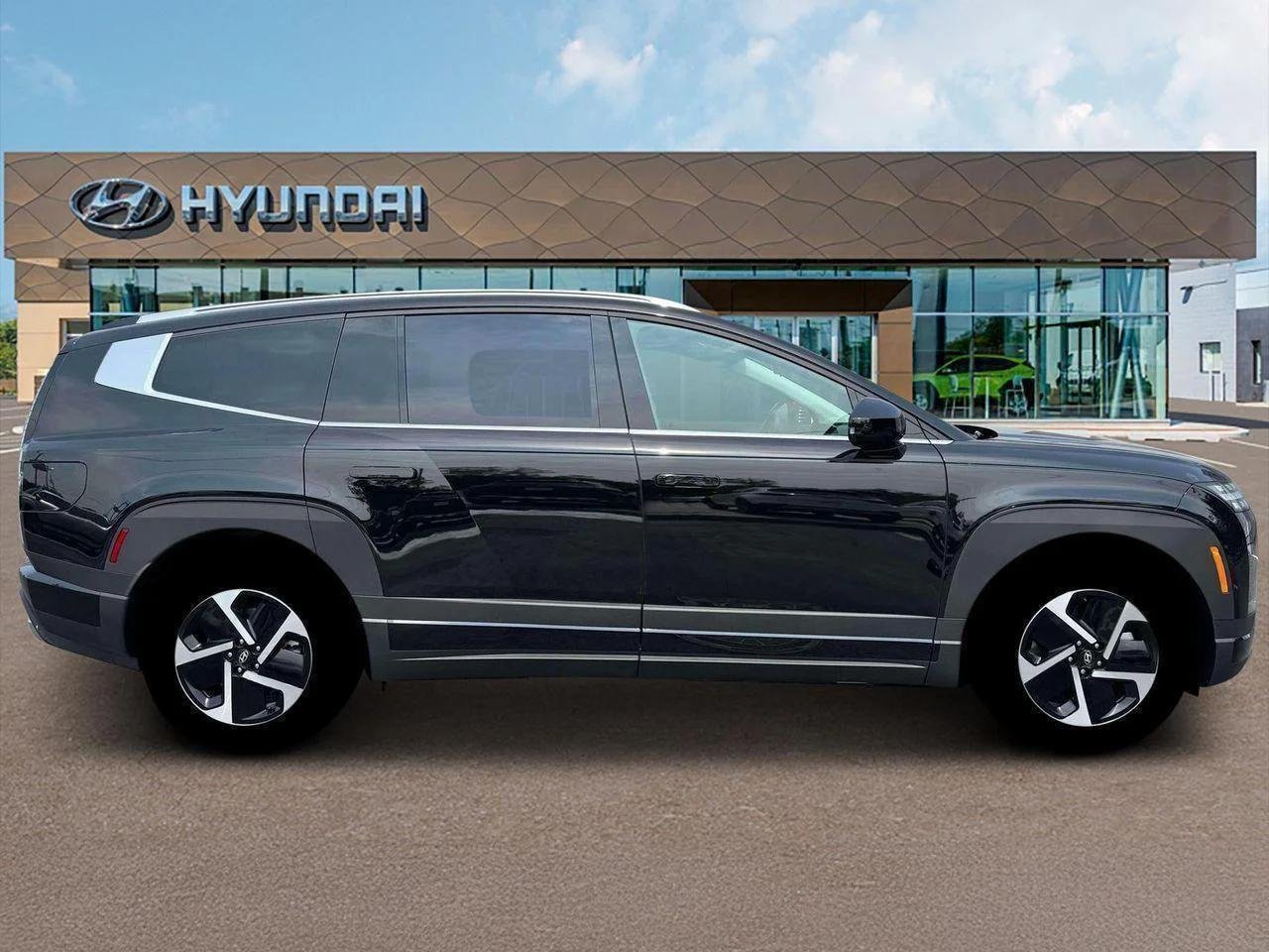 2026 Hyundai IONIQ 9 SE - Photo 9