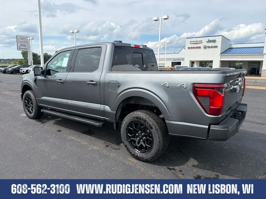 New 2026 Gray Ford XLT image 3