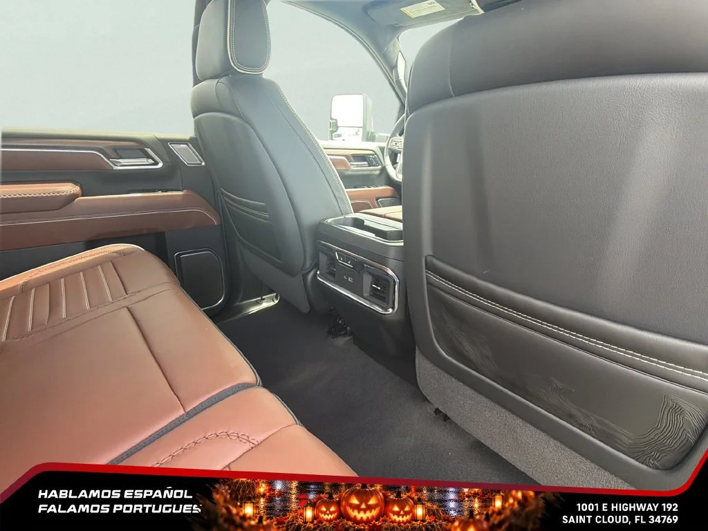 New 2026 Glacier White Tricoat GMC Denali Ultimate image 31