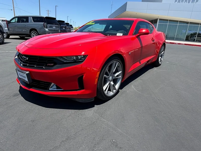 Used 2021 RED HOT Chevrolet 1LT image 7