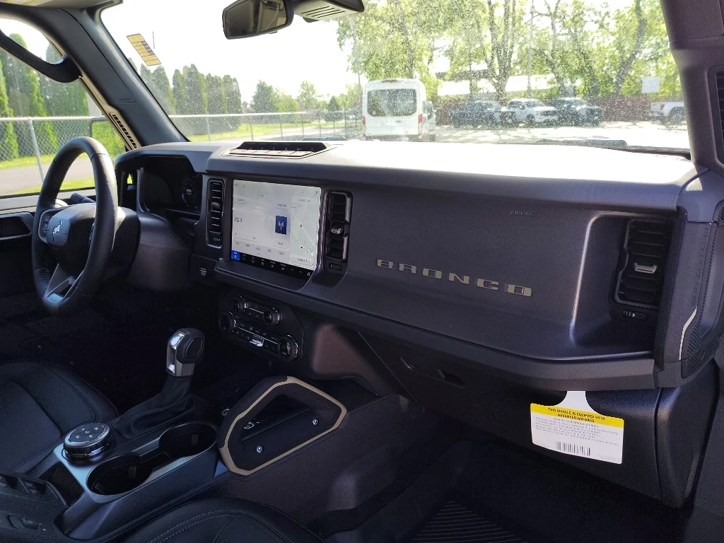 New 2026 Avalanche Gray Ford Badlands® image 17