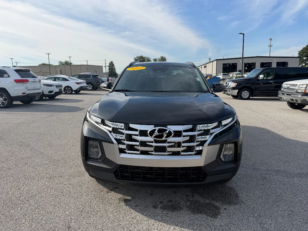 Used 2022 Phantom Black Hyundai SEL Premium image 2