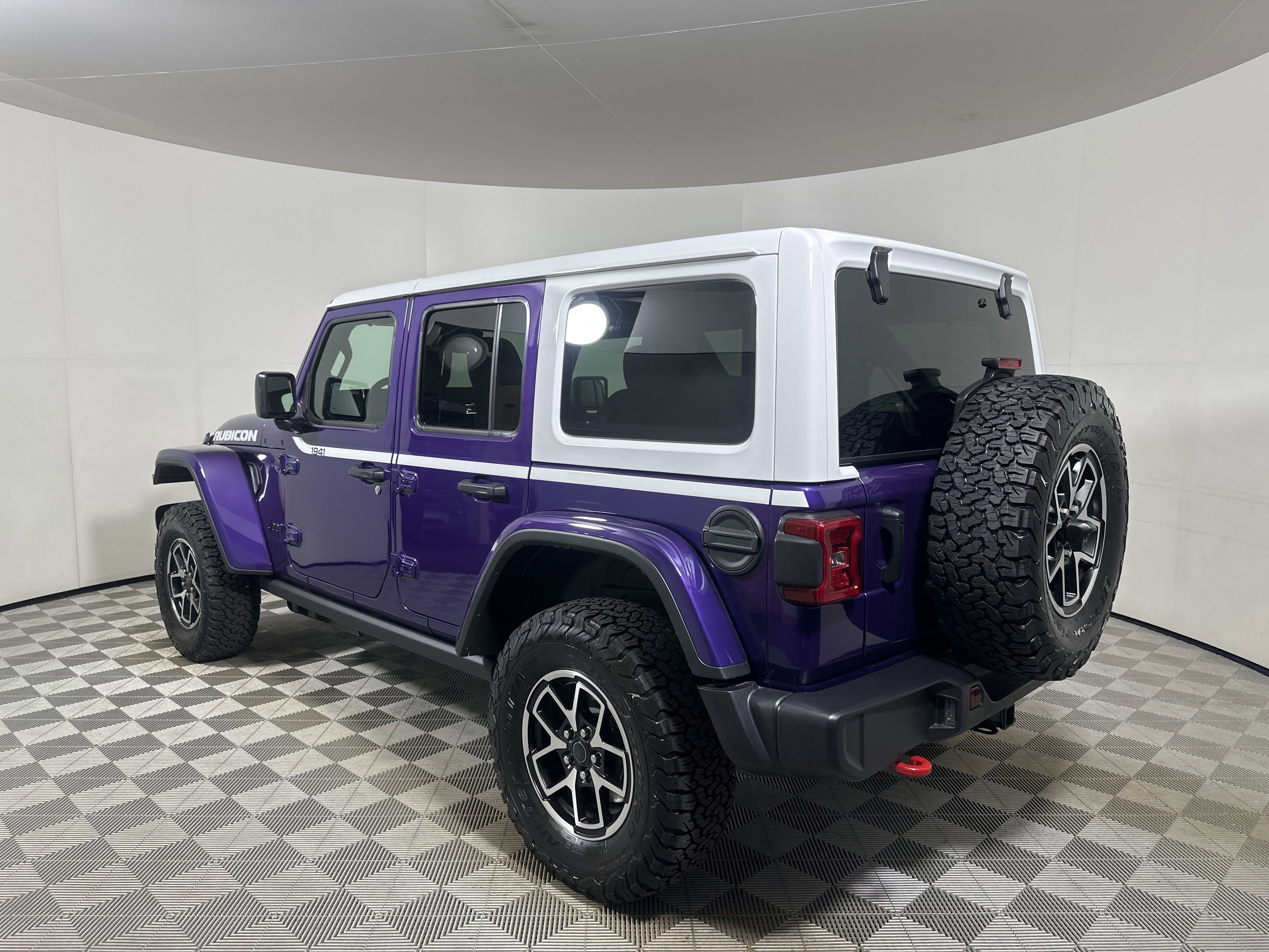 New 2026 Reign Exterior Paint Jeep Rubicon image 5