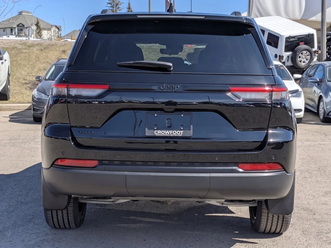 New 2026 Black Jeep Altitude - - 4x4 - Altitude Appearance Pkg - Power Sunroof - 2.0L I4 Turbo & More! image 7