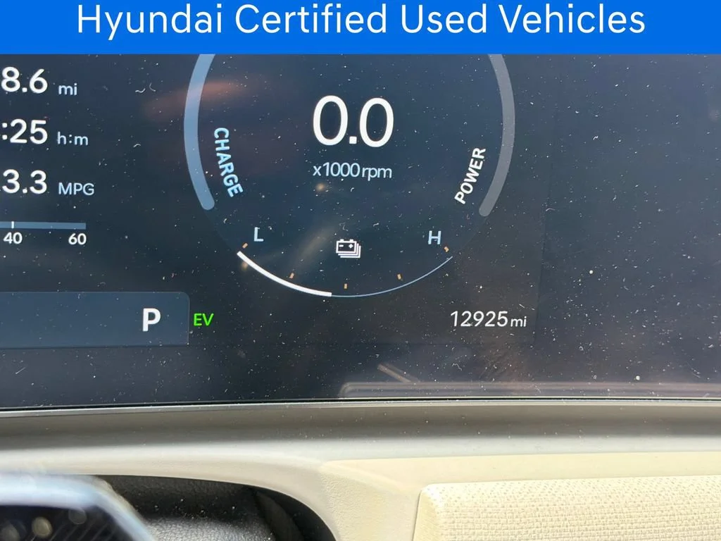 Certified Pre-Owned 2025 Hyundai Tucson Hybrid SEL Convenience