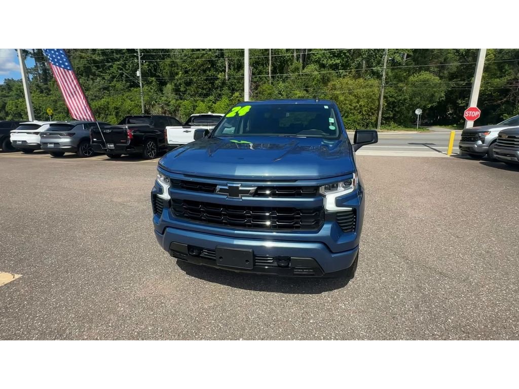 Used 2024 Lakeshore Blue Metallic Chevrolet RST image 7