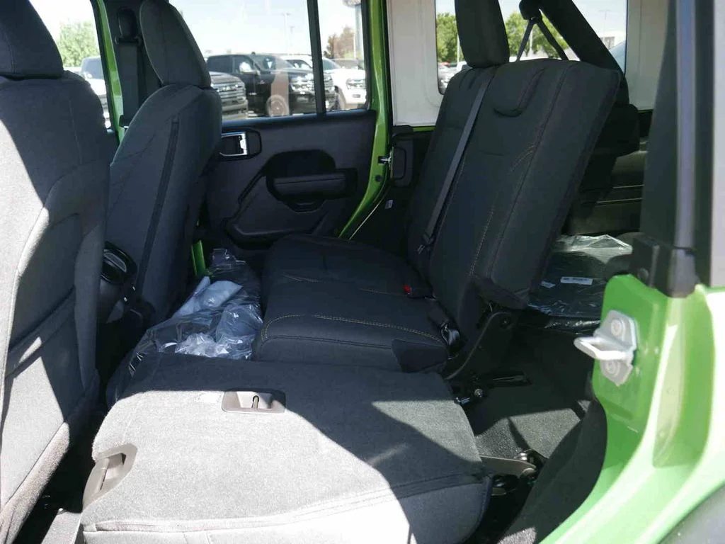 2025 Jeep Wrangler 4-Door Sport S - Photo 15