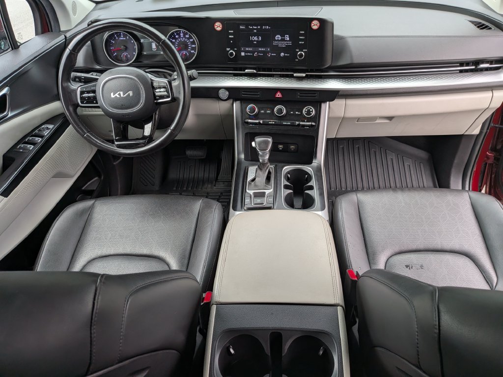 Used 2024 Red Kia LX image 26