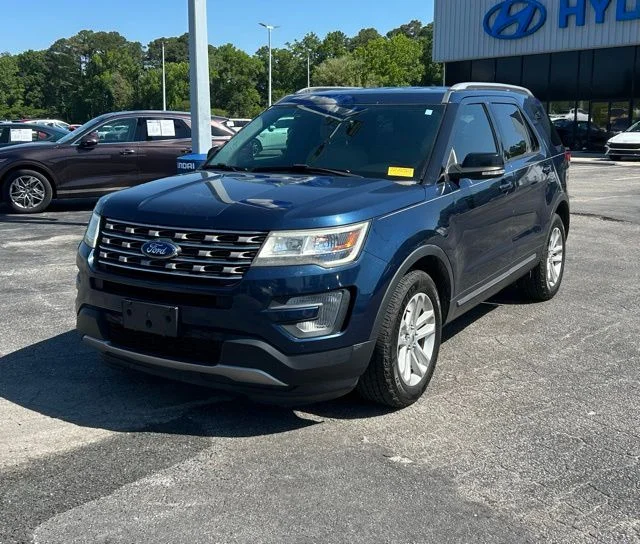 2017 Ford Explorer XLT FWD's photo