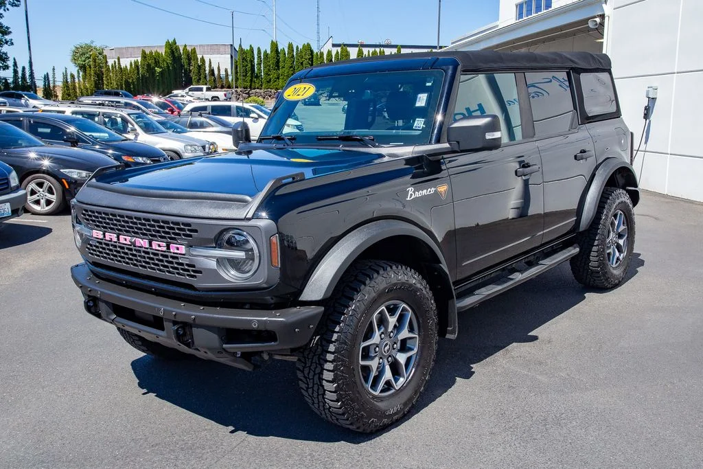 Used 2021 Shadow Black Ford 4WD Badlands image 6