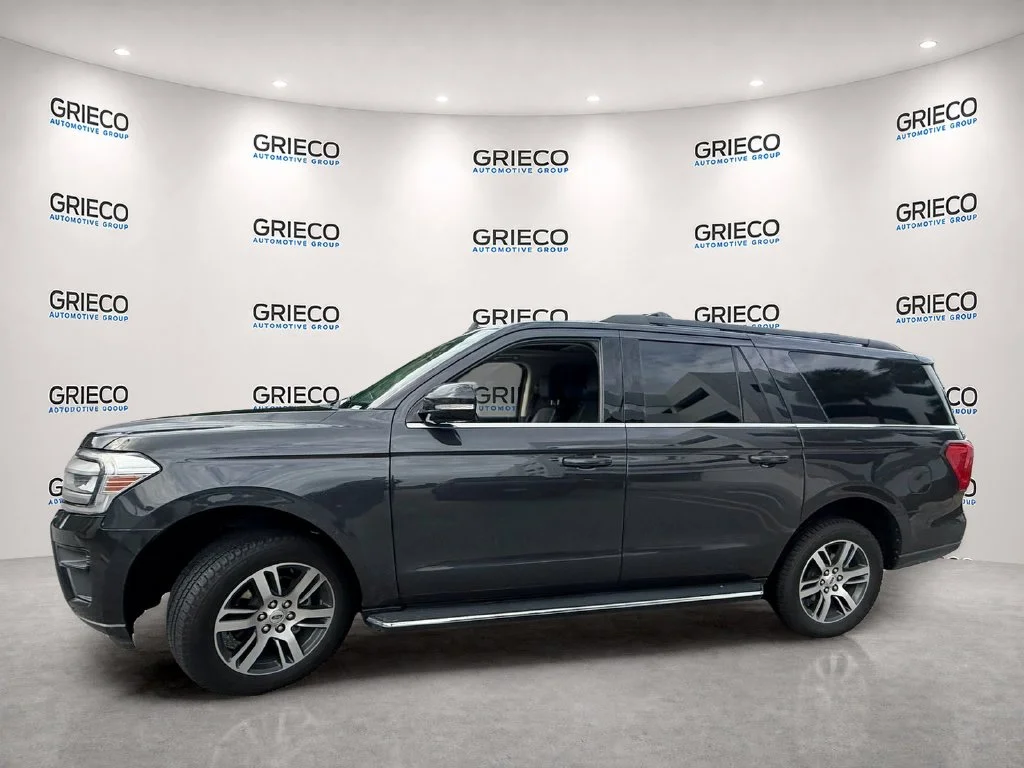 Used 2023 Gray Ford XLT image 4