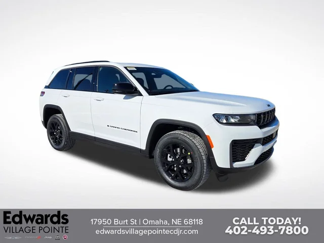 2026 Jeep Grand Cherokee Laredo Altitude