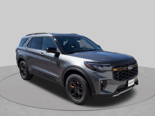 New 2026 Carbonized Gray Metallic Ford Tremor® image 8