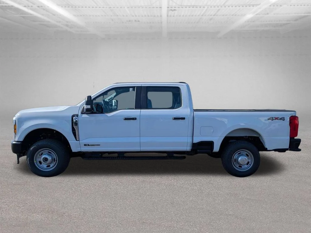 New 2026 Oxford White Ford F-350® XL image 6