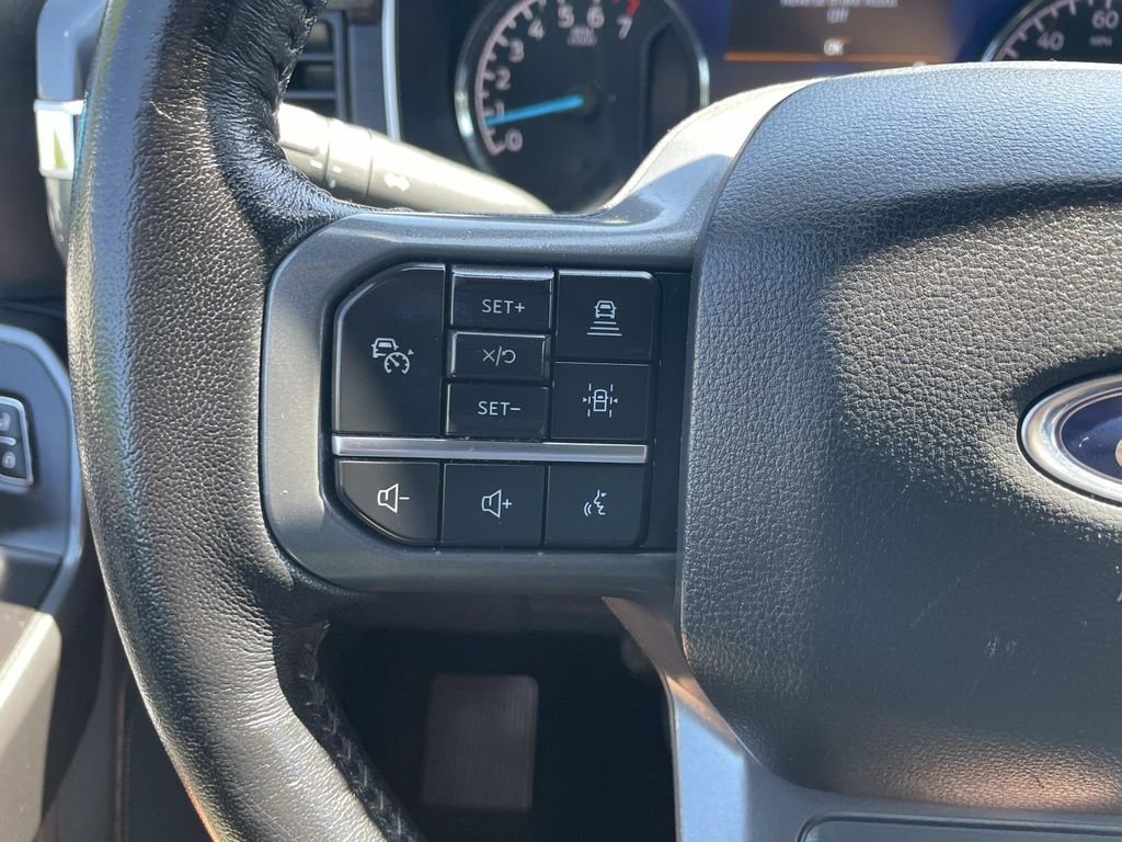 Used 2022 Blue Ford XLT image 28