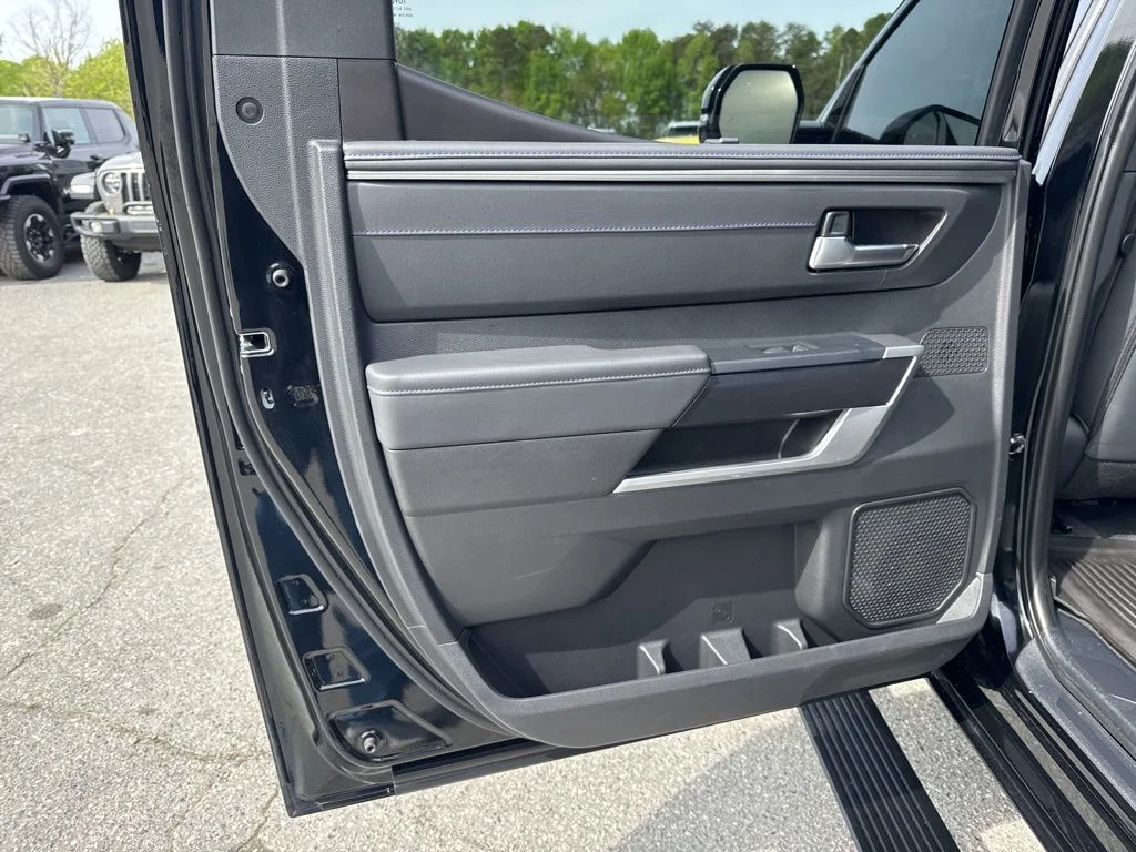 Used 2025 Black Toyota Platinum image 30