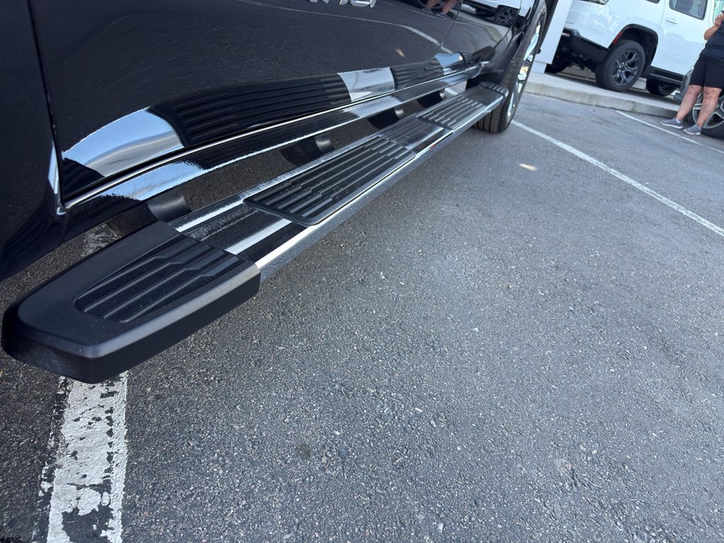 Used 2021 Onyx Black GMC Denali image 35