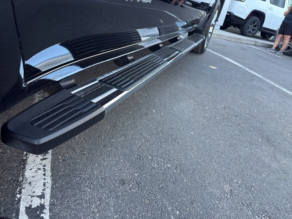 Used 2021 Onyx Black GMC Denali image 35